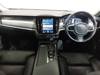 Used Volvo V90 2020 for sale - 78147251: Photo