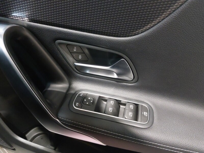 Used Mercedes-Benz A-Class 2018 for sale - 77623778: Photo 11