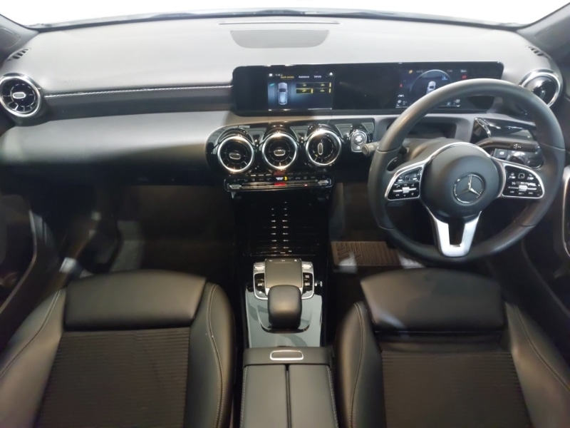 Used Mercedes-Benz A-Class 2018 for sale - 77623778: Photo 2