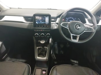 Used Renault Captur 2021 for sale - 79567111: Photo