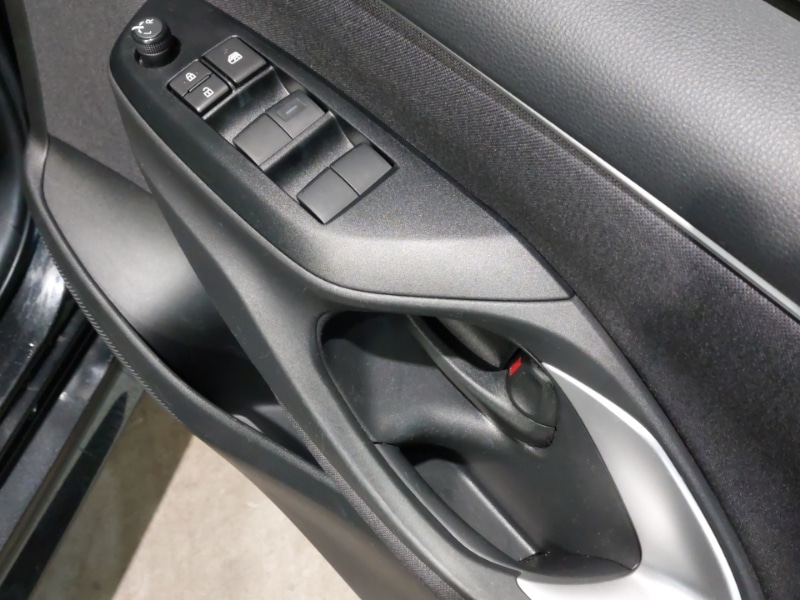 Used Mazda Mazda2 HYBRID 2024 for sale - 76737211: Photo 11