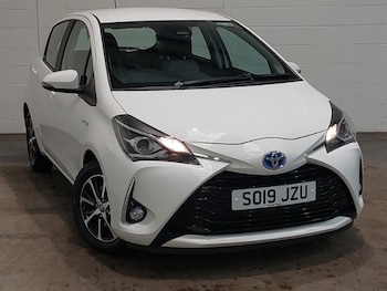 Used Toyota Yaris 2019 for sale - 79376351: Photo