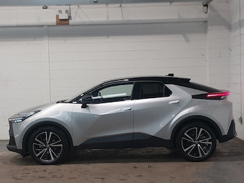 Used Toyota C-HR 2024 for sale - 79505976: Photo