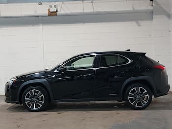 Used Lexus UX 2019 for sale - 79804179: Photo