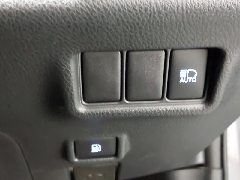 Used Toyota C-HR 2021 for sale - 77101602: Photo 14