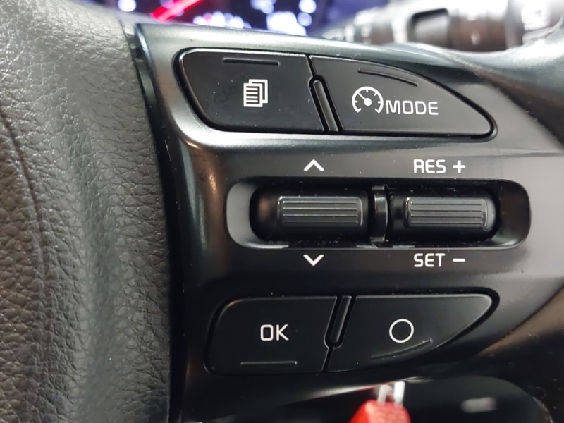 Used Kia Stonic 2018 for sale - 77969290: Photo 14