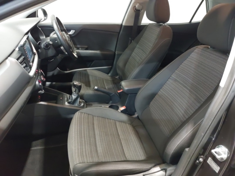 Used Kia Stonic 2018 for sale - 77969290: Photo 5