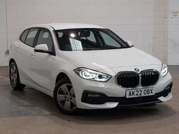 2022 - 118i [136] SE 5dr Step Auto [Live Cockpit Pro]