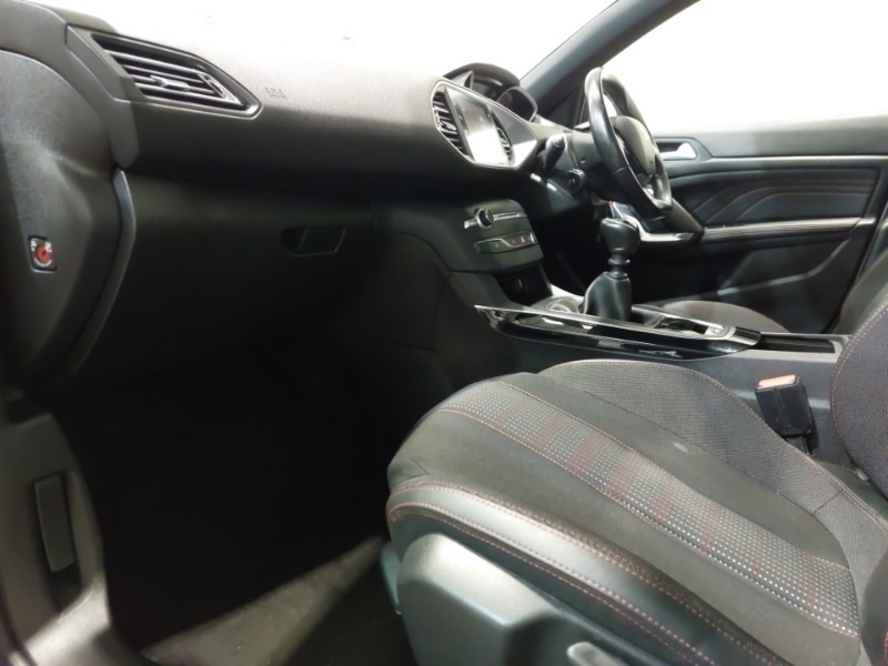 Used Peugeot 308 2019 for sale - 76354813: Photo 5