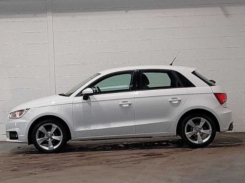 Used Audi A1 2017 for sale - 77816886: Photo 4