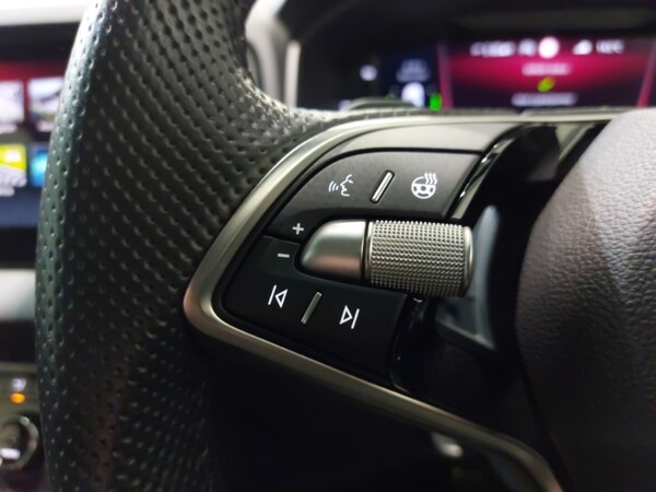 Used Skoda Karoq 2024 for sale - 75989511: Photo 17