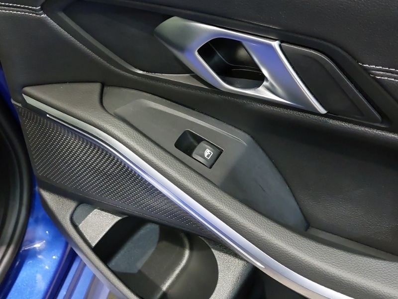 Used BMW 3 Series 2024 for sale - 76860671: Photo 11