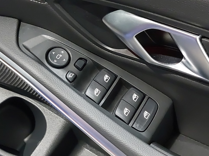 Used BMW 3 Series 2024 for sale - 76860671: Photo 12