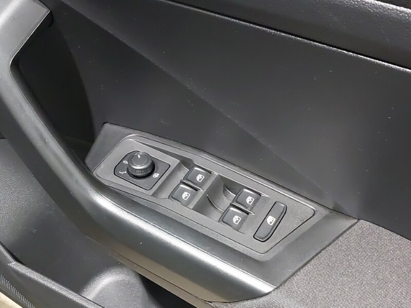 Used Volkswagen T-Roc 2020 for sale - 77651846: Photo 12