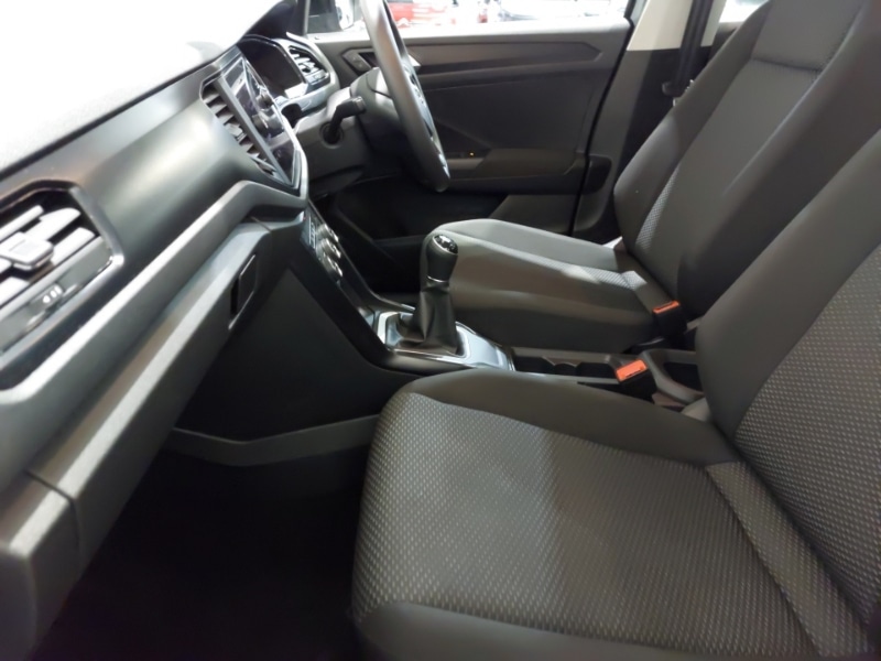 Used Volkswagen T-Roc 2020 for sale - 77651846: Photo 5