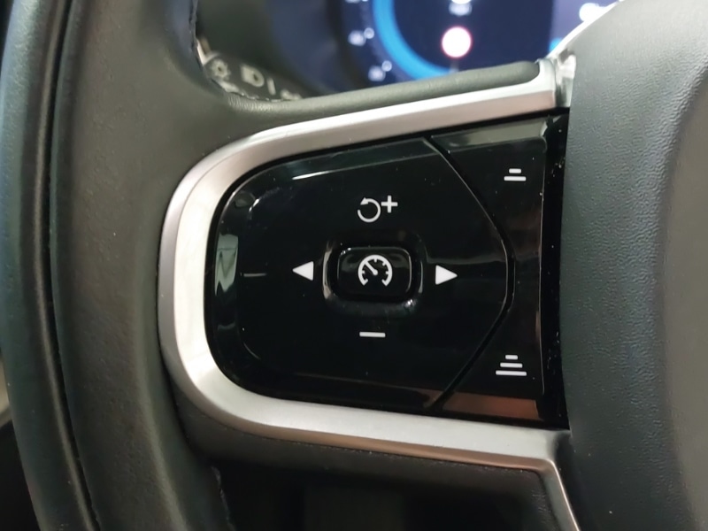 Used Volvo XC60 2022 for sale - 76567202: Photo 16