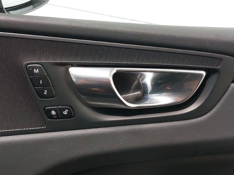 Used Volvo XC60 2022 for sale - 76567202: Photo 19