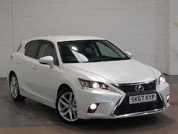 2017 - 200h 1.8 Advance 5dr CVT Auto
