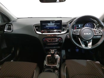 Used Kia XCeed 2023 for sale - 79126544: Photo