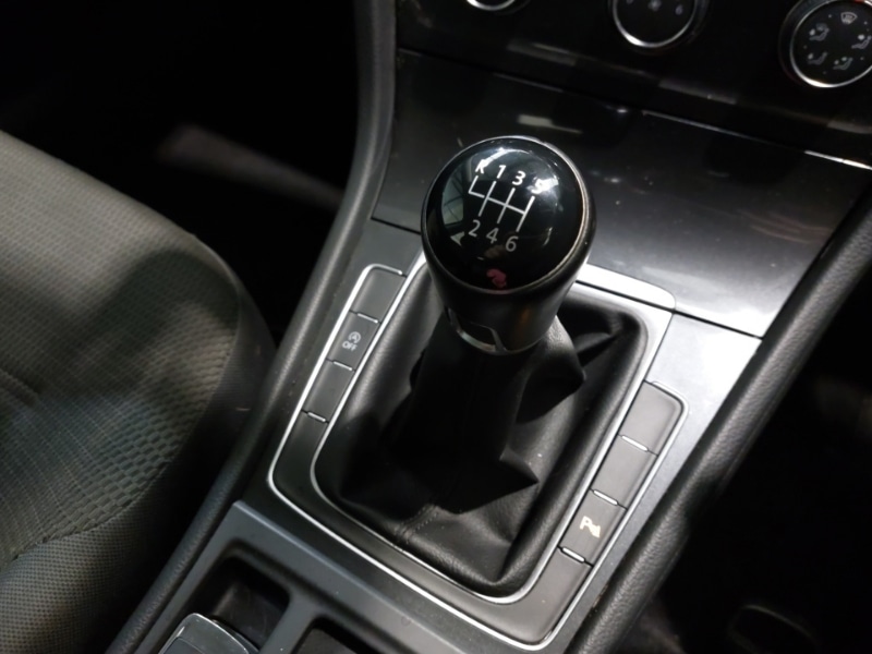 Used Volkswagen Golf 2018 for sale - 76800269: Photo 14