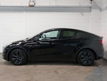 Used Tesla Model Y 2024 for sale - 75989324: Photo