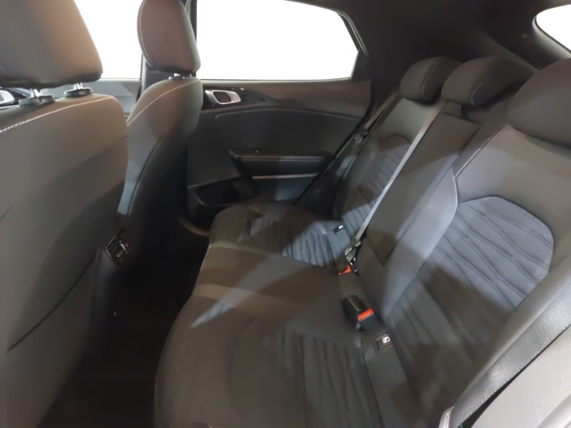 Used Kia XCeed 2023 for sale - 77252313: Photo 6