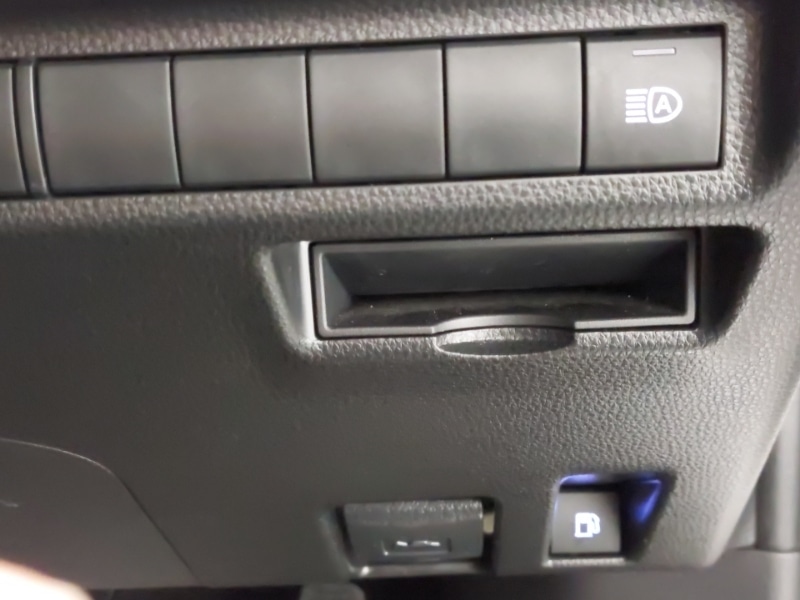 Used Toyota RAV4 2022 for sale - 76932464: Photo 13