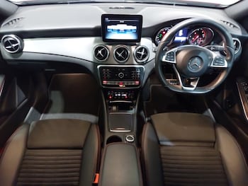 Used Mercedes-Benz GLA 2018 for sale - 77223458: Photo