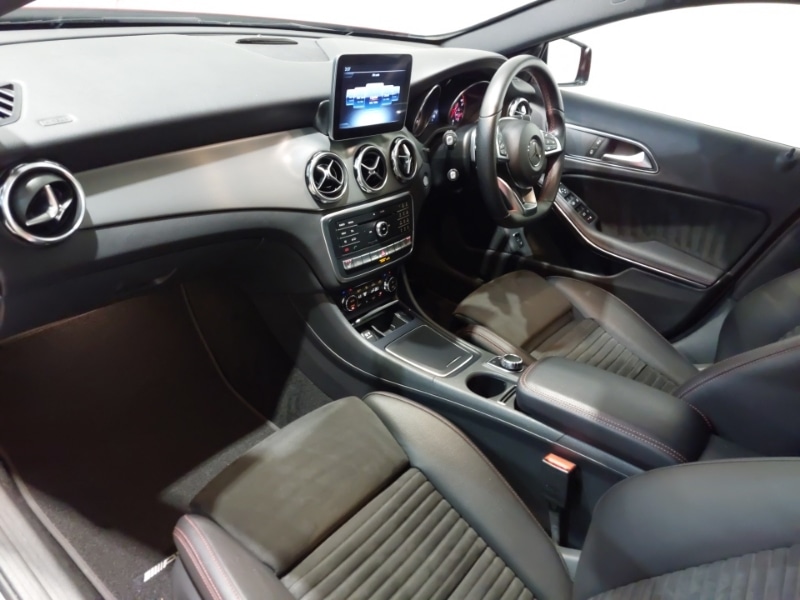 Used Mercedes-Benz GLA 2018 for sale - 77223458: Photo 5