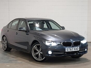 Used BMW 3 Series 2018 for sale - 77252302: Photo