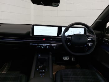 Used Hyundai IONIQ 6 2023 for sale - 76397471: Photo