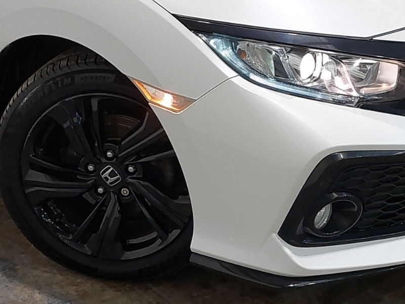 Used Honda Civic 2019 for sale - 76788963: Photo 9