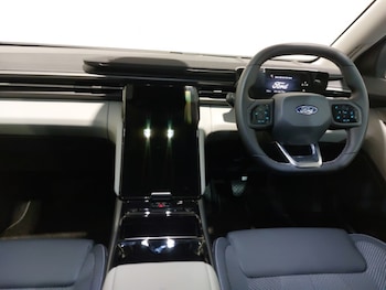 Used Ford Explorer 2025 for sale - 76822173: Photo