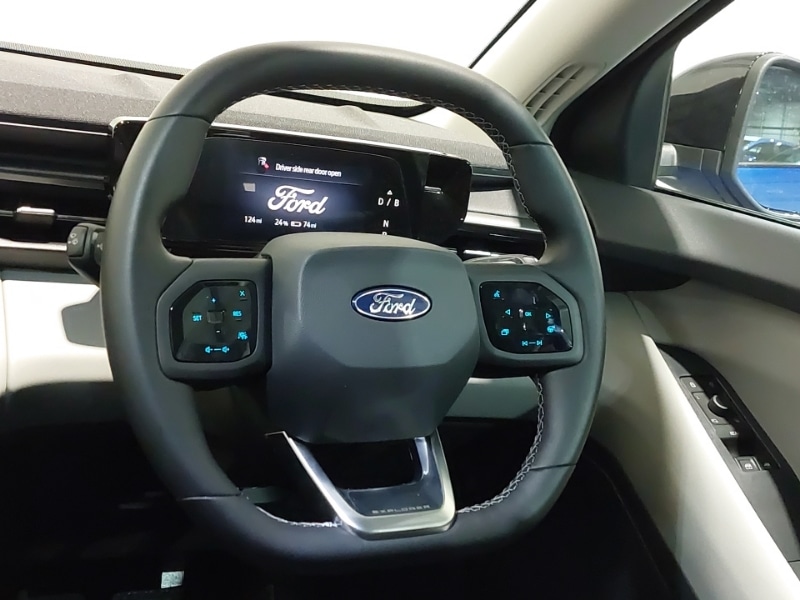 Used Ford Explorer 2025 for sale - 76822173: Photo 7