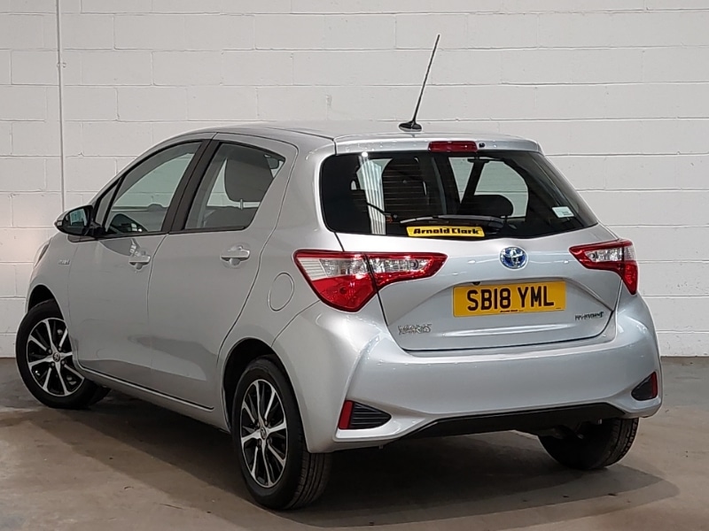 Used Toyota Yaris 2018 for sale - 77874449: Photo 3