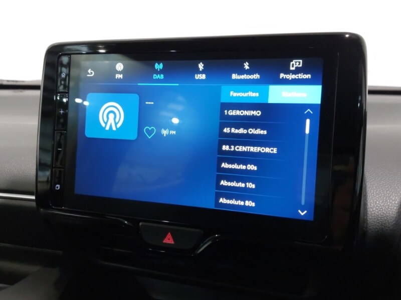 Used Mazda Mazda2 HYBRID 2024 for sale - 77366649: Photo 11