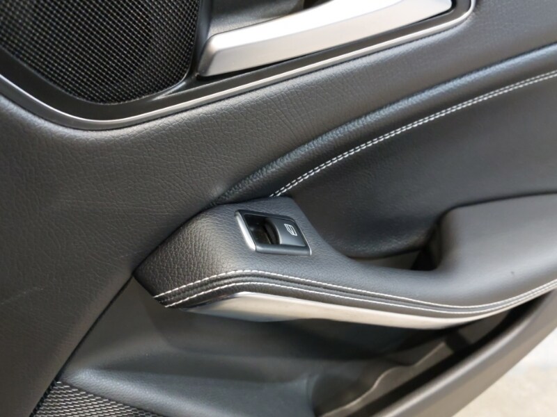 Used Mercedes-Benz GLA 2018 for sale - 77284797: Photo 11