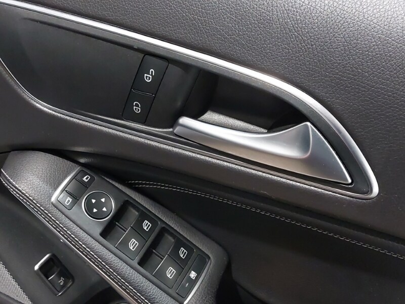 Used Mercedes-Benz GLA 2018 for sale - 77284797: Photo 12