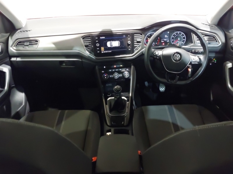 Used Volkswagen T-Roc 2018 for sale - 77767511: Photo 2