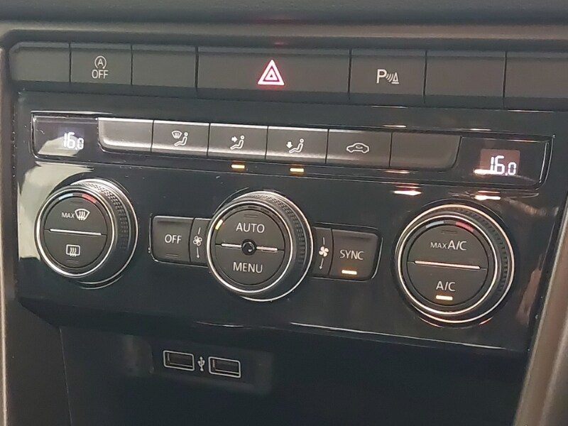 Used Volkswagen T-Roc 2018 for sale - 77491627: Photo 17