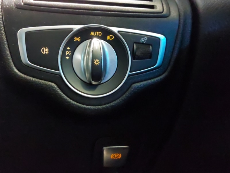 Used Mercedes-Benz GLC 2018 for sale - 77669672: Photo 17