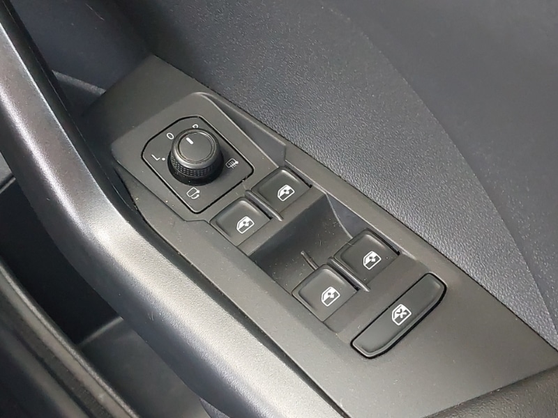 Used Volkswagen T-Cross 2022 for sale - 76297963: Photo 17
