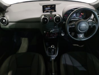 Used Audi A1 2018 for sale - 77637146: Photo