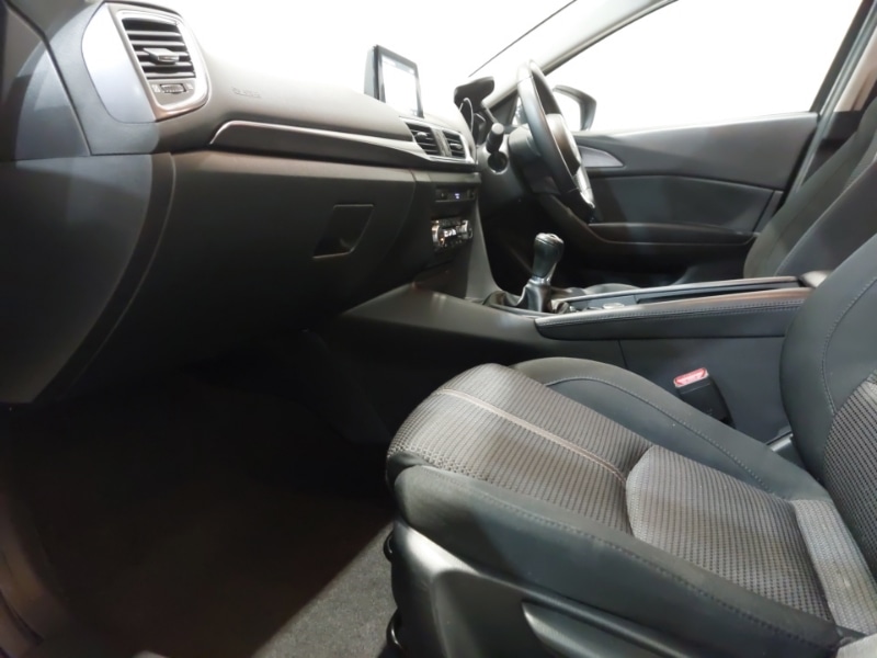 Used Mazda Mazda3 2017 for sale - 77273176: Photo 5