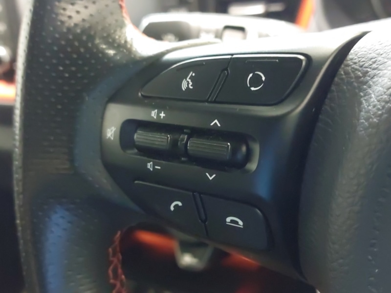 Used Kia Stonic 2019 for sale - 76639189: Photo 14