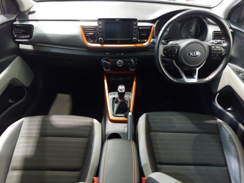 Used Kia Stonic 2019 for sale - 76639189: Photo 2