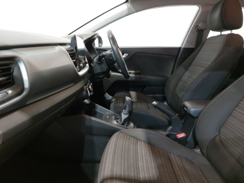 Used Kia Stonic 2023 for sale - 77329962: Photo 5