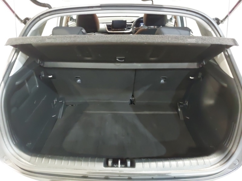 Used Kia Stonic 2023 for sale - 77329962: Photo 8