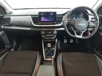 Used Kia Stonic 2022 for sale - 75725569: Photo