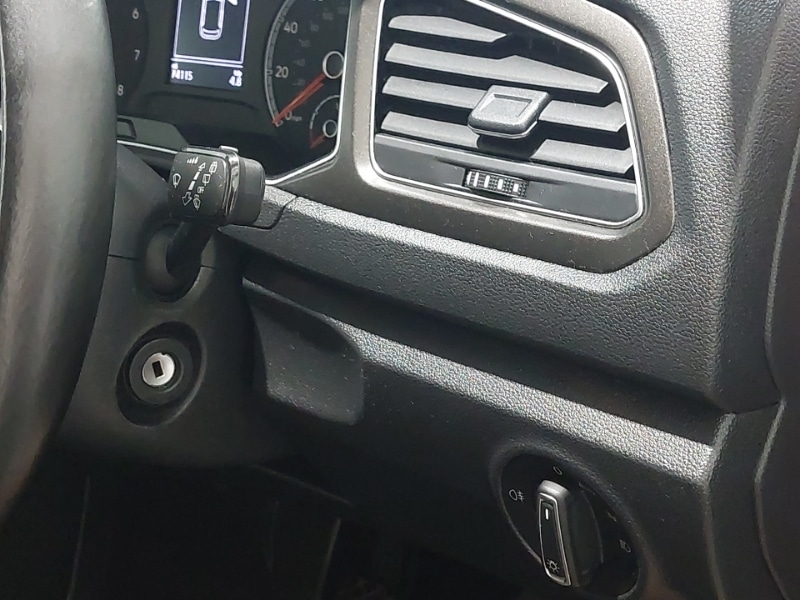 Used Volkswagen T-Roc 2018 for sale - 77273171: Photo 12